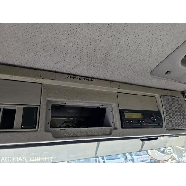 2007 فولفو FM-45638069