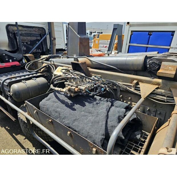 2007 فولفو FM-45638092