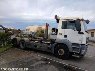 2010-man-26-440-1425859-45638099