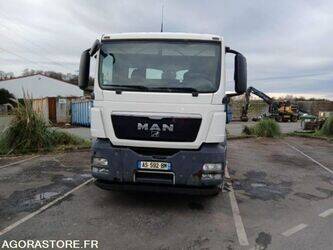 2010-man-26-440-1425859-45638100