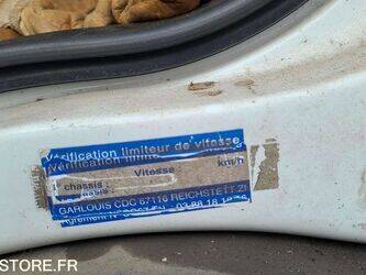 2010-renault-midlum-1425865-45638248