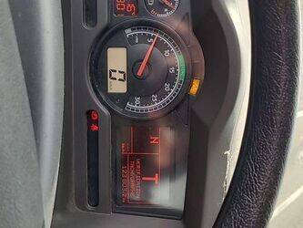 2010-renault-midlum-1425865-45638250