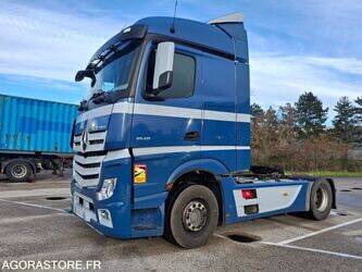 2018-mercedes-benz-actros-1425866-45638268