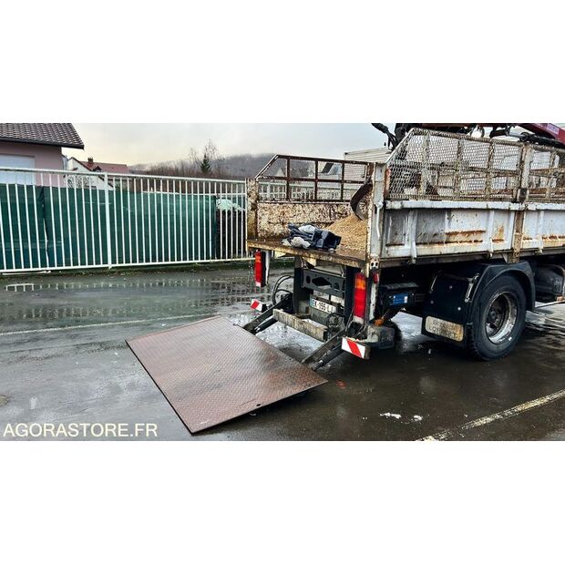 2003 Mercedes-Benz 1218-45638293