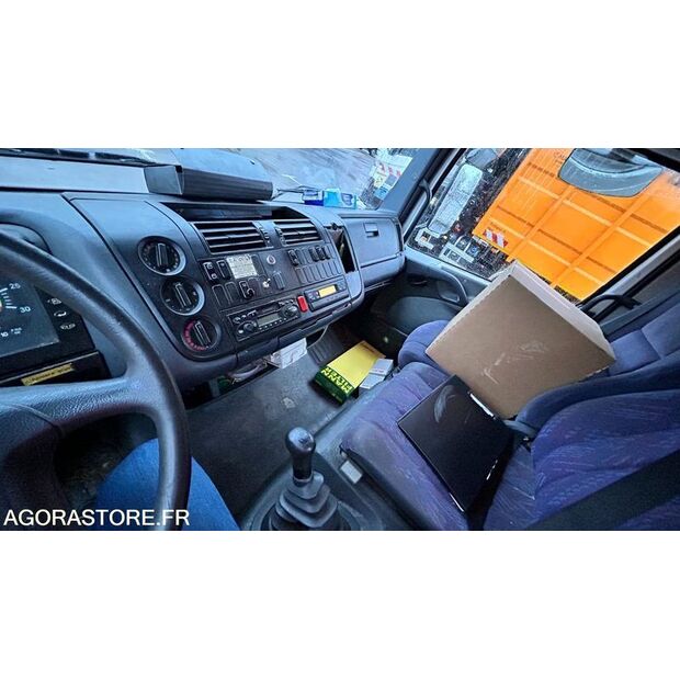 2003 Mercedes-Benz 1218-45638295