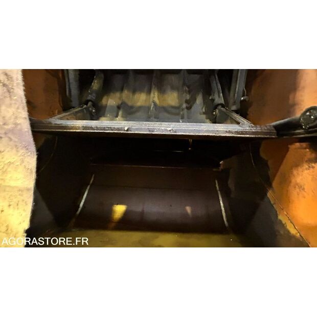 2016 Renault C-45638326