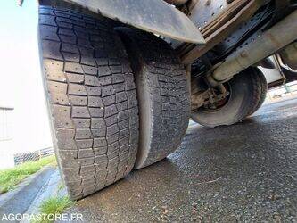 2000-mercedes-benz-2031-1425581-45638401