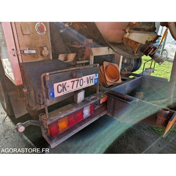 2000 مرسيدس بنز 2031-45638408