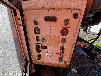 2000-mercedes-benz-2031-1425581-45638409