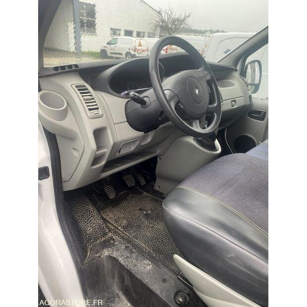 2012 Renault Trafic-45638462