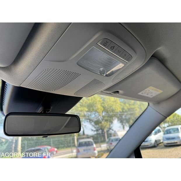 2018 Mercedes-Benz Vito-45638586