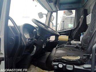 2016-iveco-160e28-45638624