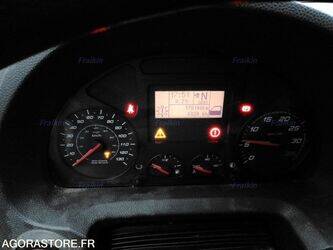 2015-iveco-120e25-45638662