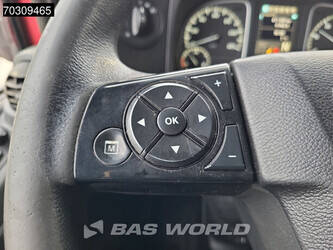 2015-mercedes-benz-atego-818-1425902-45639058