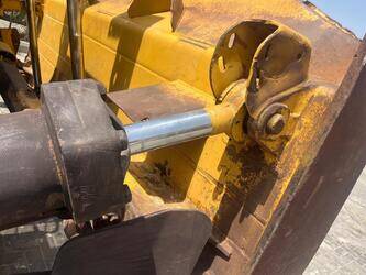 2011-caterpillar-d9r-1425909-45639346