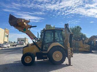 2016-caterpillar-422f2-1425912-45639449