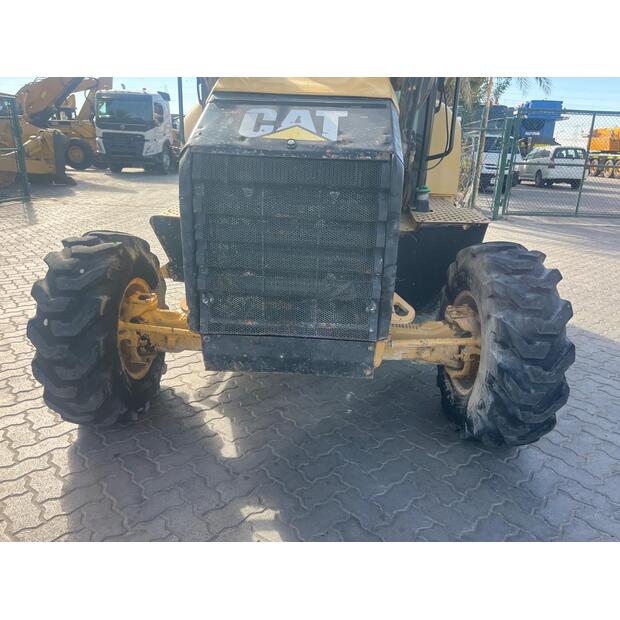 2016 Caterpillar 422F2-45639459