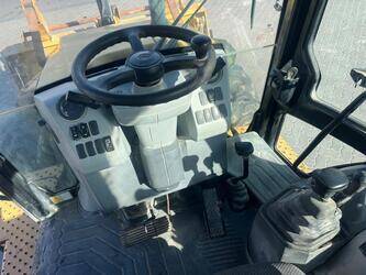 2016-caterpillar-422f2-1425912-45639473