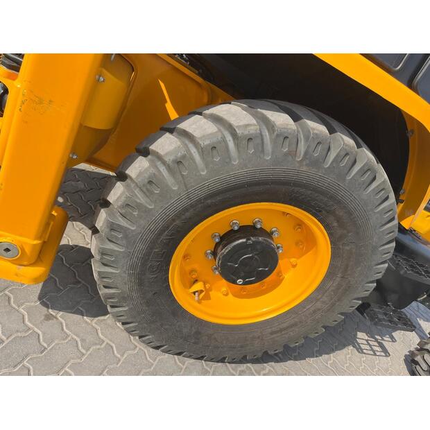 2025 JCB 3DX-45639517