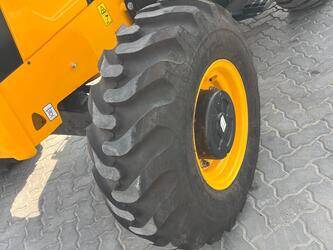 2025-jcb-3dx-1425914-45639519