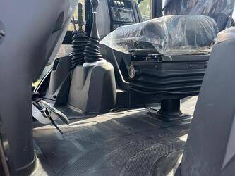 2025-jcb-3dx-1425914-45639523