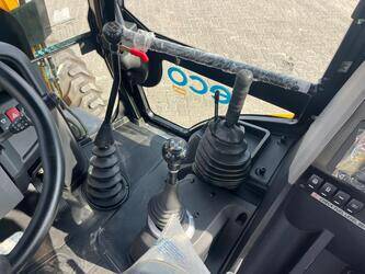 2025-jcb-3dx-1425914-45639530