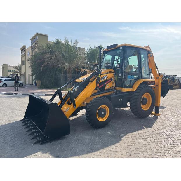 2025 JCB 3DX-45639540