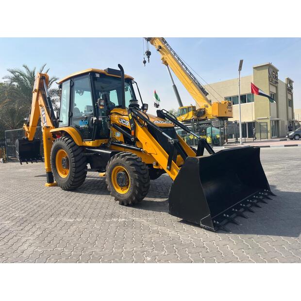 2025 JCB 3DX-45639543