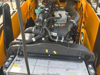 2025-jcb-3dx-1425914-45639550