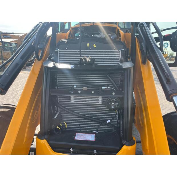 2025 JCB 3DX-45639551