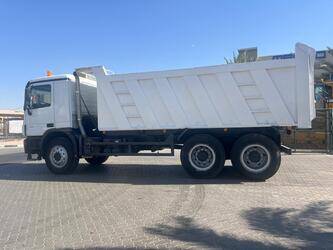 2013-mercedes-benz-3341-1425915-45639553