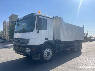 2013-mercedes-benz-3341-1425915-45639555