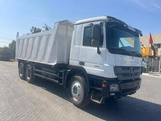 2013-mercedes-benz-3341-1425915-45639558