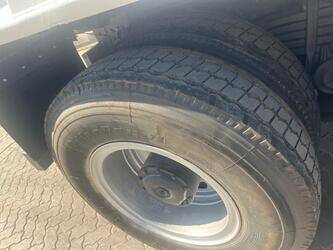 2013-mercedes-benz-3341-1425915-45639564