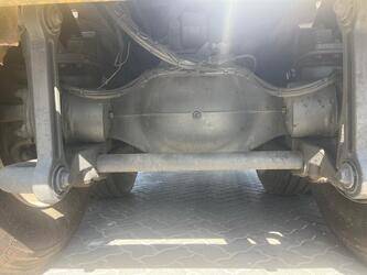 2013-mercedes-benz-3341-1425915-45639568