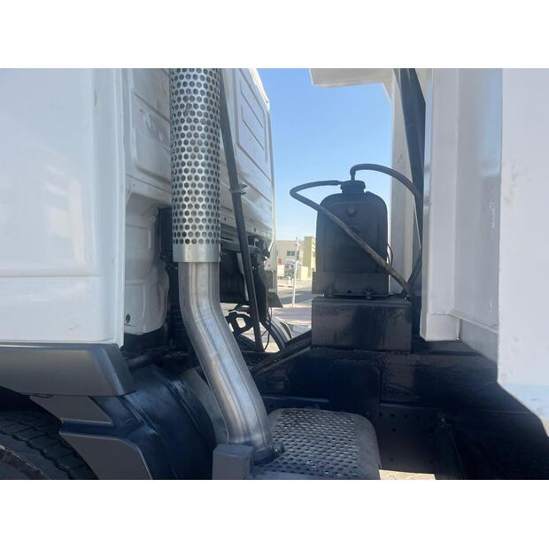 2013 مرسيدس بنز 3341-45639573