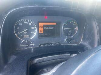 2013-mercedes-benz-3341-1425915-45639582