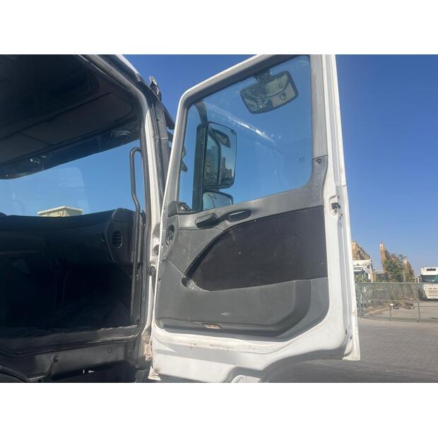 2013 مرسيدس بنز 3341-45639585