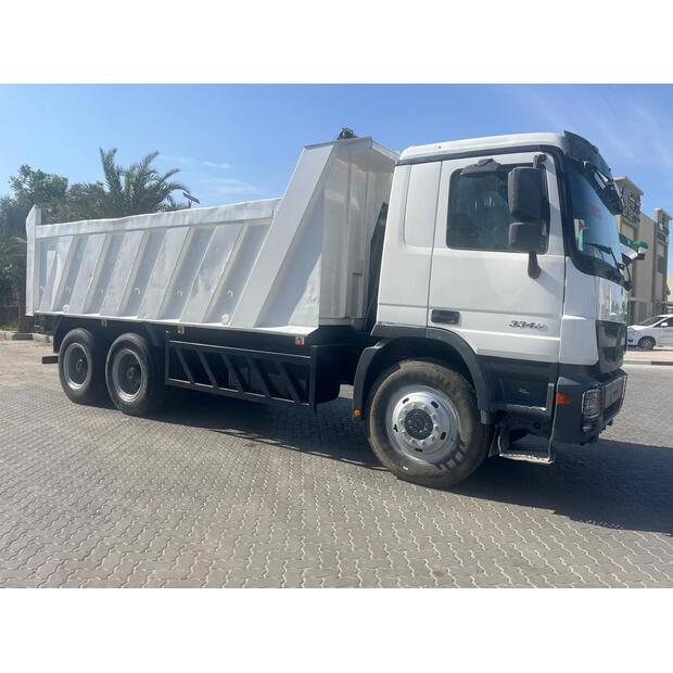 2011 Mercedes-Benz 3341-45639594