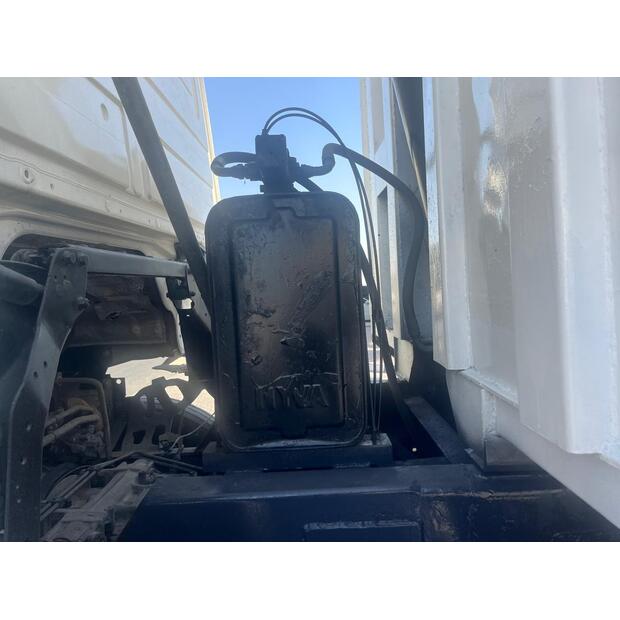 2011 Mercedes-Benz 3341-45639609