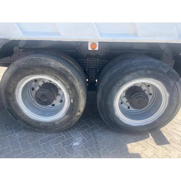 2011 Mercedes-Benz 3341-45639612