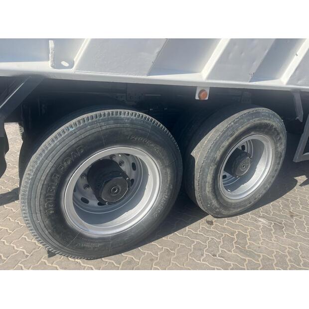 2011 Mercedes-Benz 3341-45639615