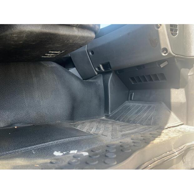 2011 Mercedes-Benz 3341-45639620