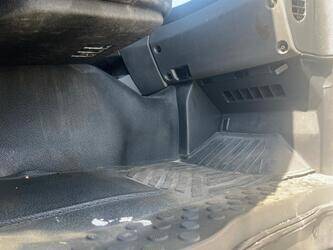 2011-mercedes-benz-3341-1425916-45639620