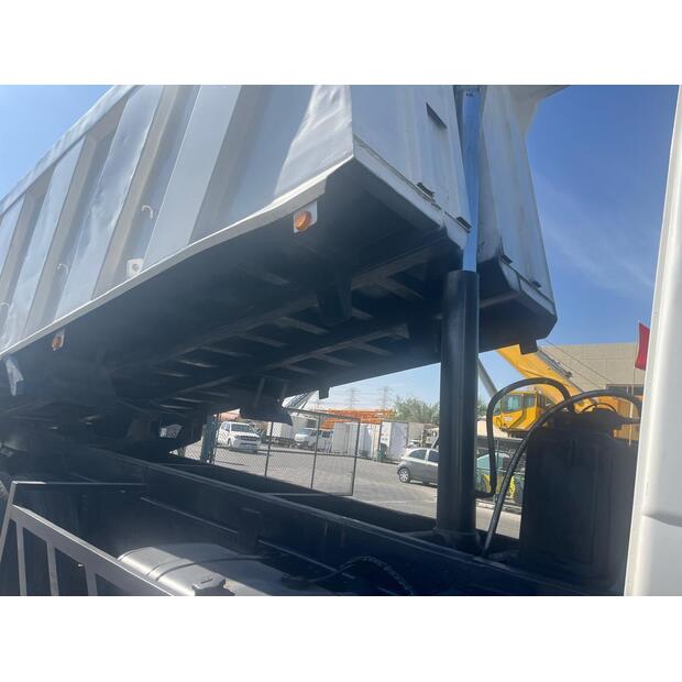 2011 Mercedes-Benz 3341-45639628