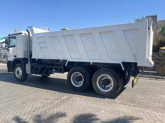 2011-mercedes-benz-3341-1425956-45640086