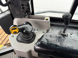 2018-komatsu-d61pxi-24-1425925-45640128