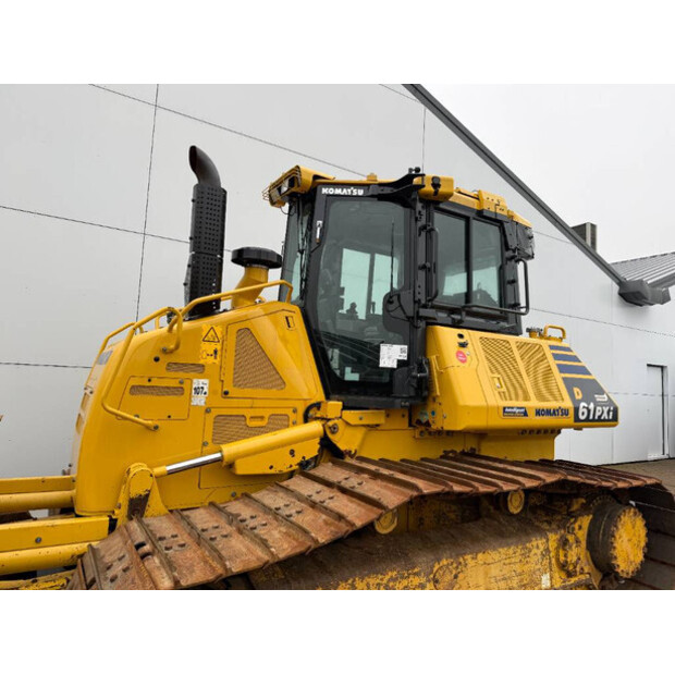 2018 كوماتسو D61PXI-24-45640145