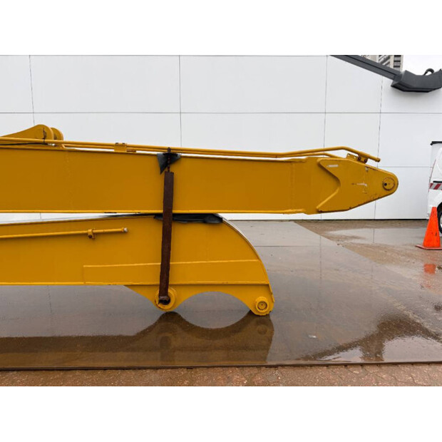 2025 Caterpillar OTHERS-45640179