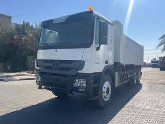 2011-mercedes-benz-3341-1425956-45640291